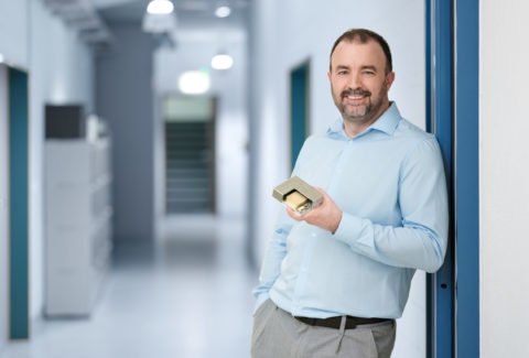 CTO at Menhir Photonics